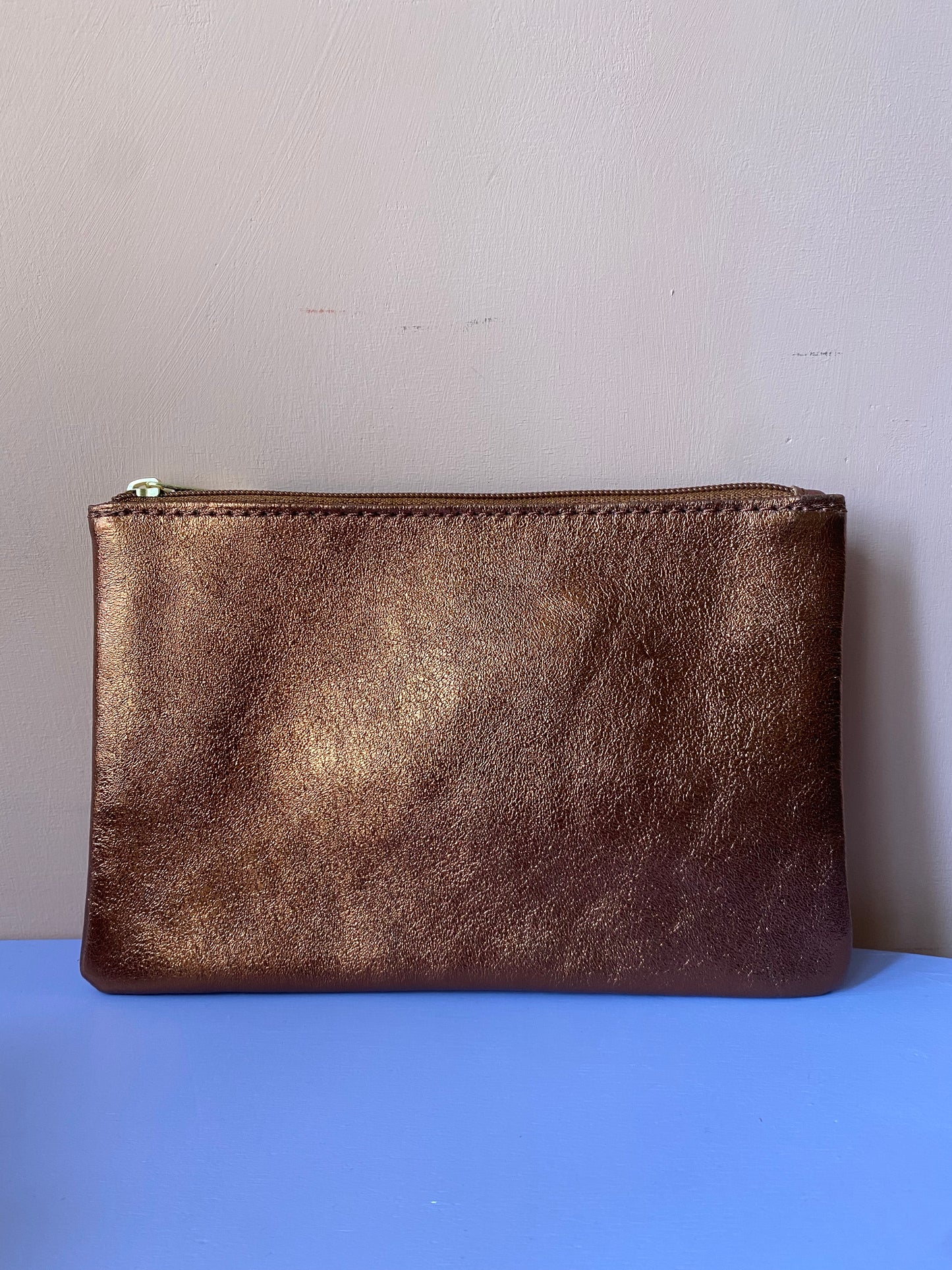 Pochette in pelle metallizzata Tg.L